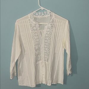 Elegant White Lace Women's Top